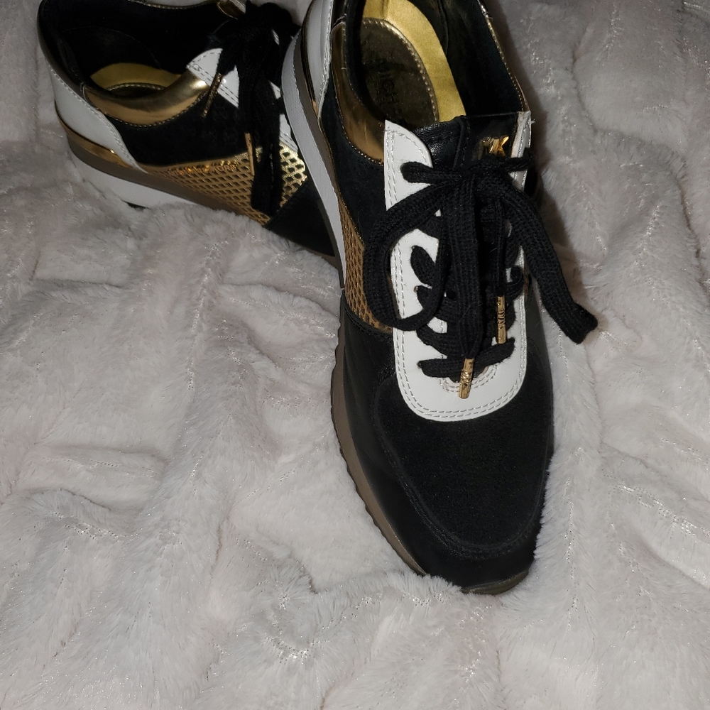 Michael Kors tennis shoes size 7